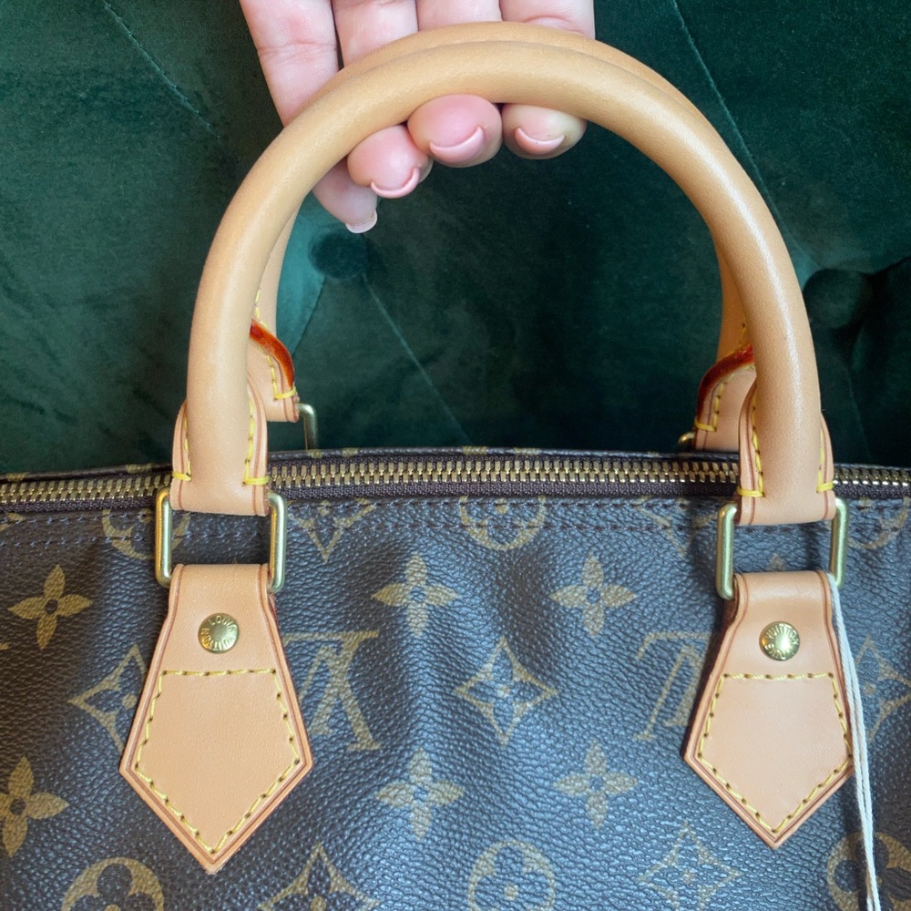 Authentic Louis Vuitton speedy 35 bandouliere monogram with strap LIKE NEW - Picture 13 of 13